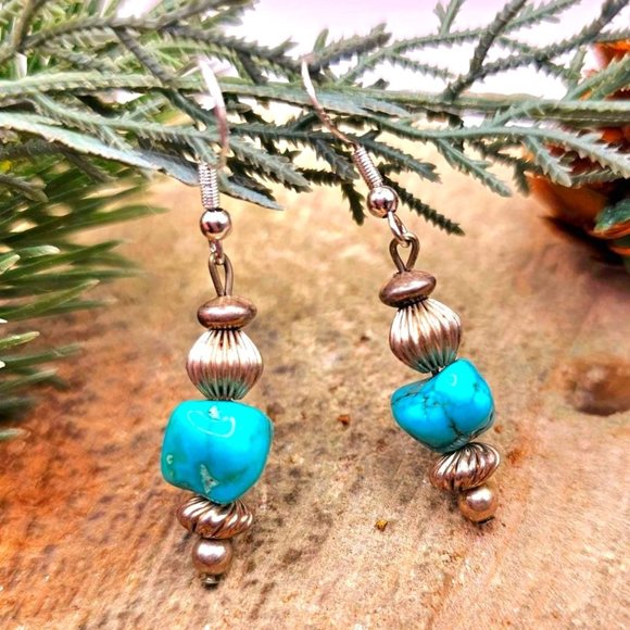 Beautiful Nature Turquoise Raw Stone Sterling S925 Dangle Earring - Picture 1 of 10